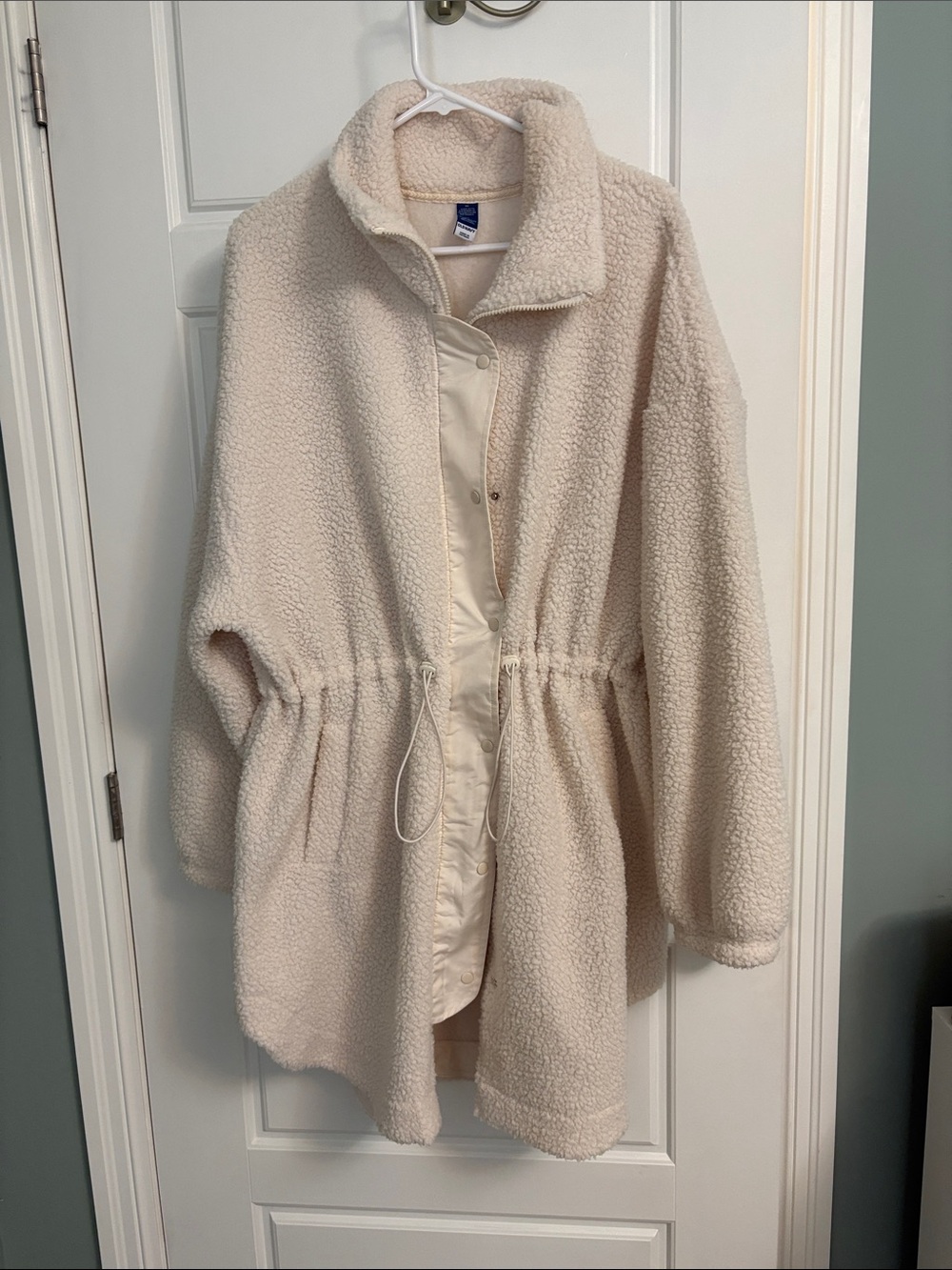 Old Navy Cream Sherpa Drawstring Jacket